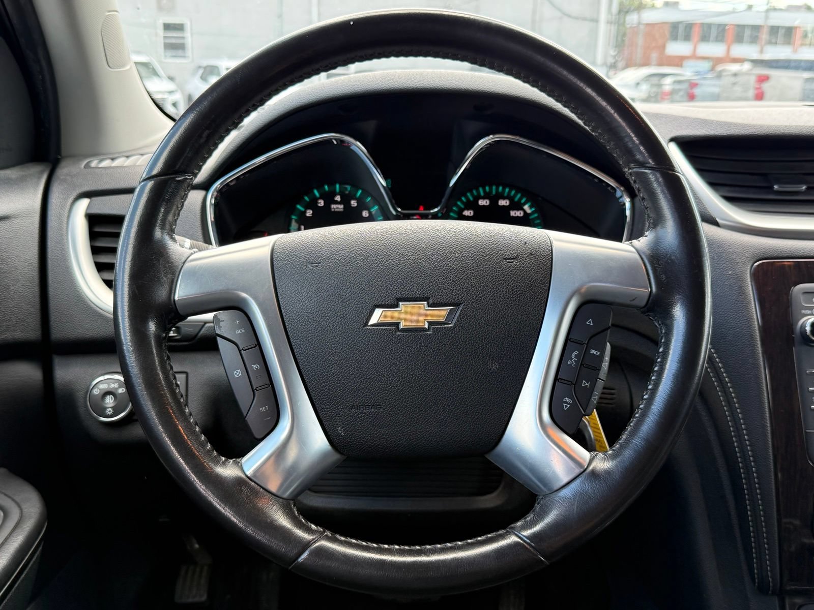 Used 2016 Chevrolet Traverse LT AWD/4WD image 17