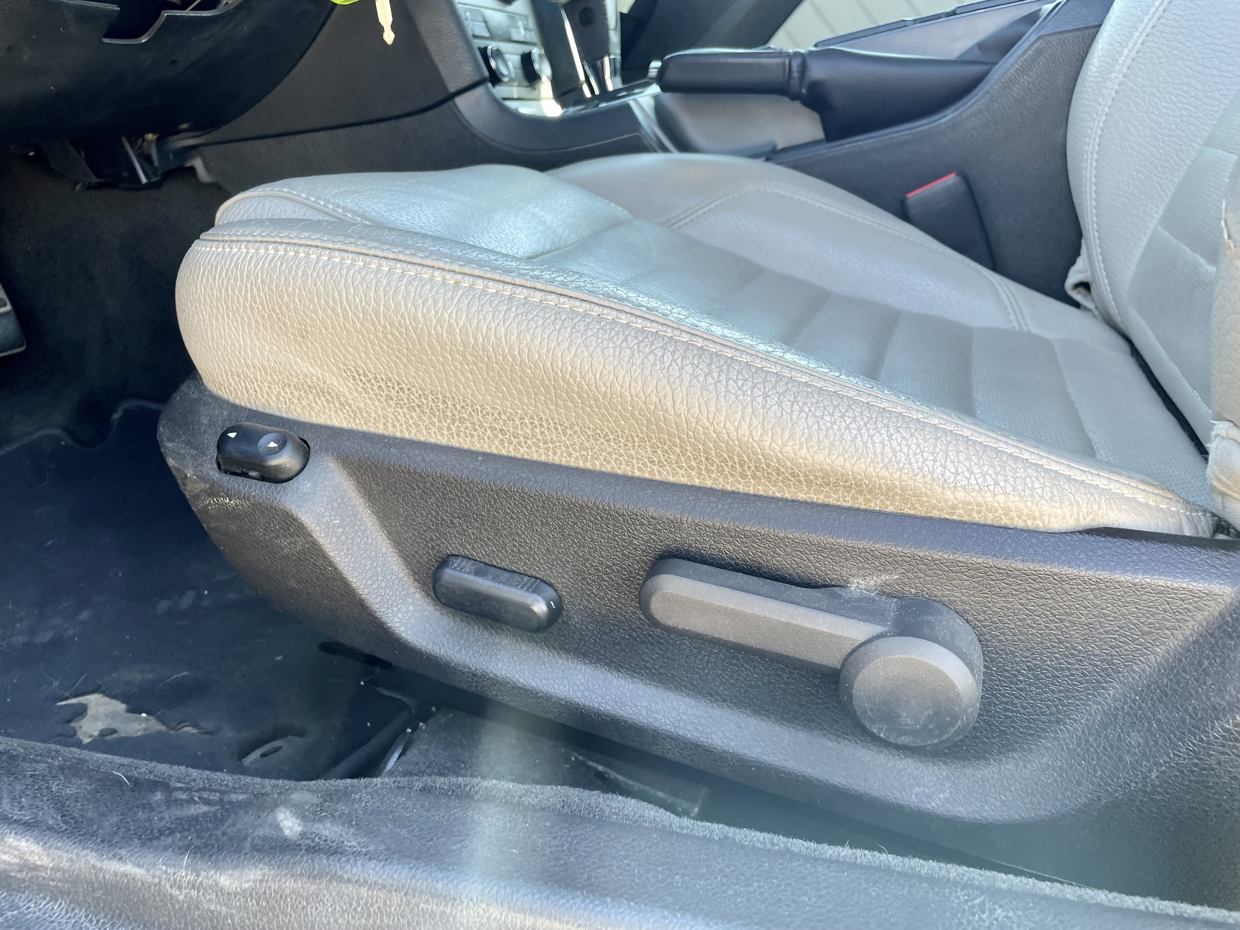 Used 2012 Ford Mustang Premium RWD image 12