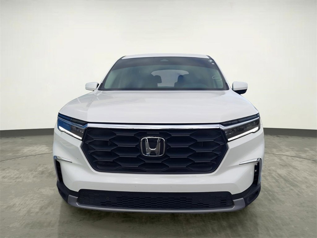 Used 2025 Honda Pilot EX-L image 8