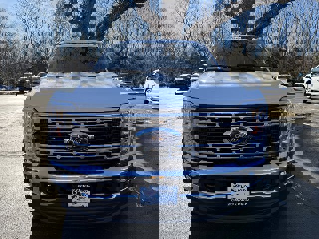 New 2026 Ford F550 4x4 Crew Cab image 2