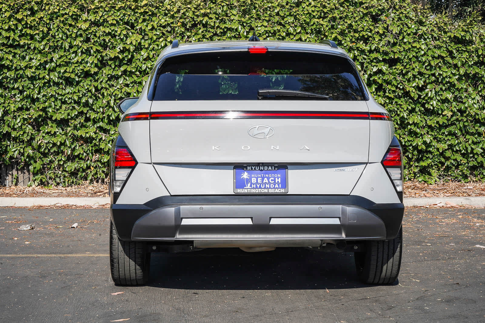 Used 2024 Hyundai Kona Limited AWD/4WD image 5