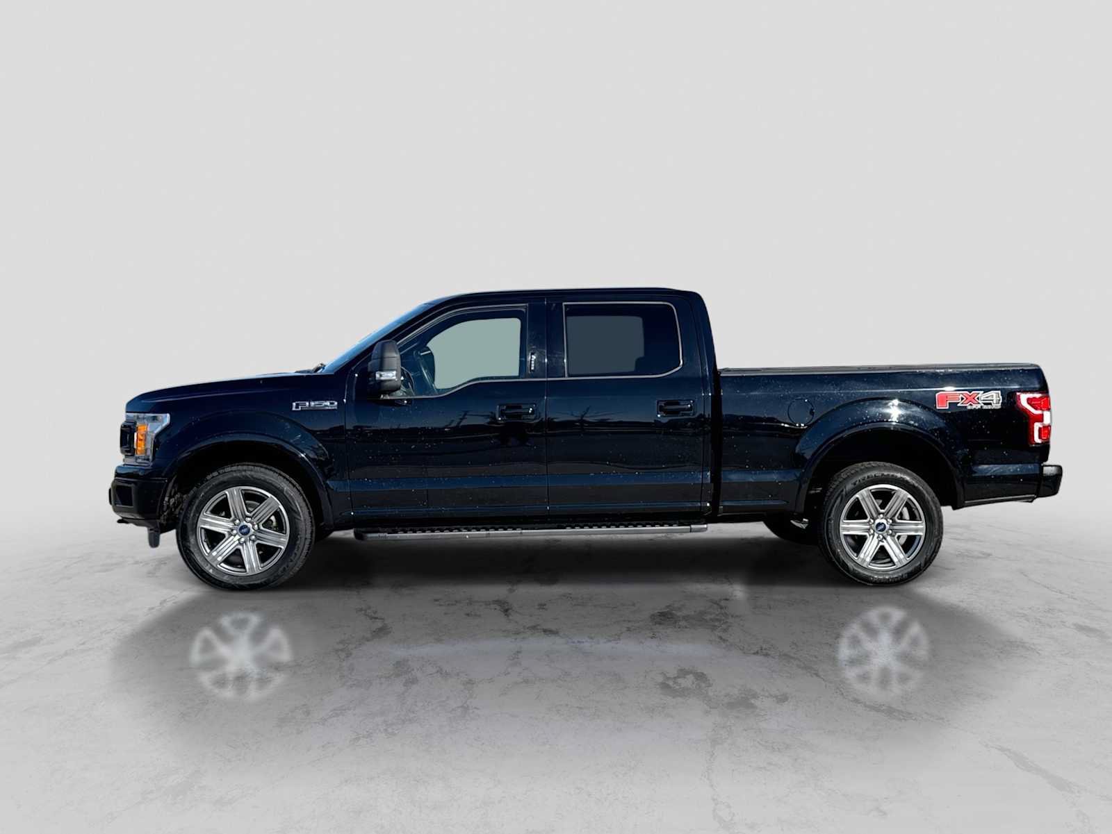 Used 2018 Ford F150 XLT w/ Equipment Group 302A Luxury AWD/4WD image 3