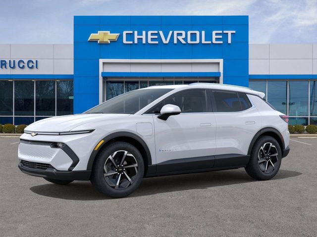 New 2026 Chevrolet Equinox EV LT image 2