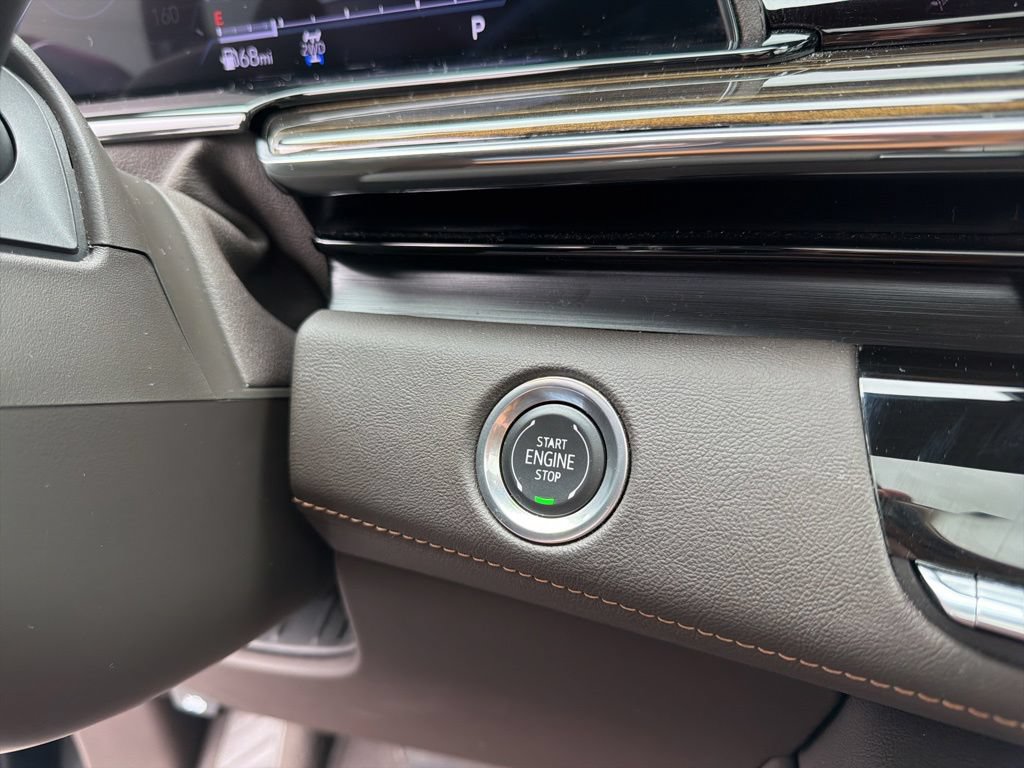 Used 2024 Cadillac Escalade ESV Sport AWD/4WD image 19