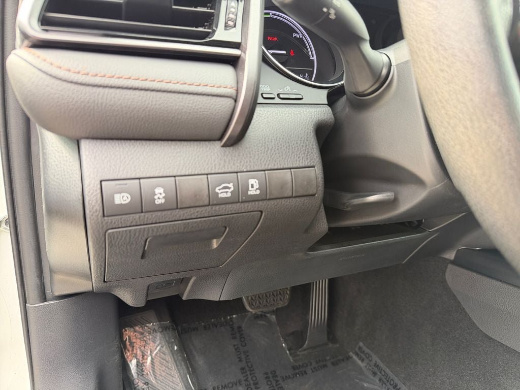 Used 2020 Toyota Camry LE FWD image 19