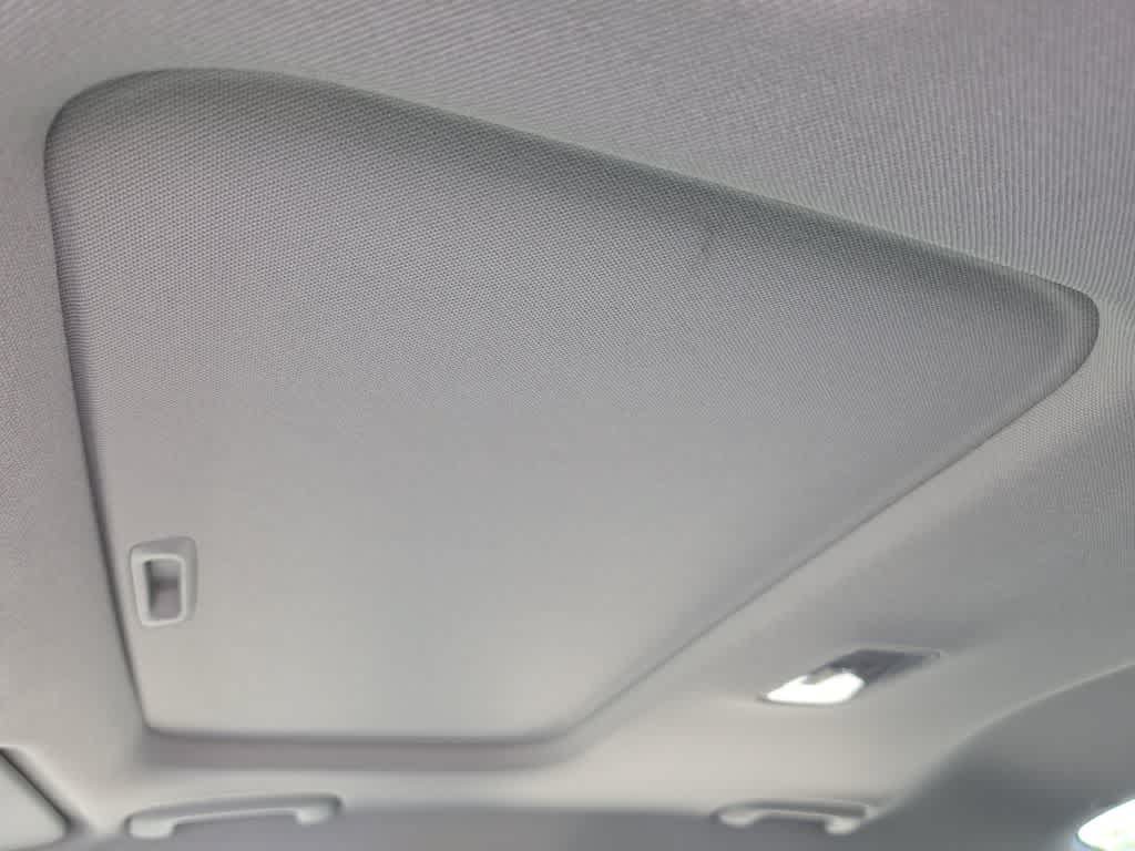 New 2026 Hyundai Elantra Limited FWD image 18