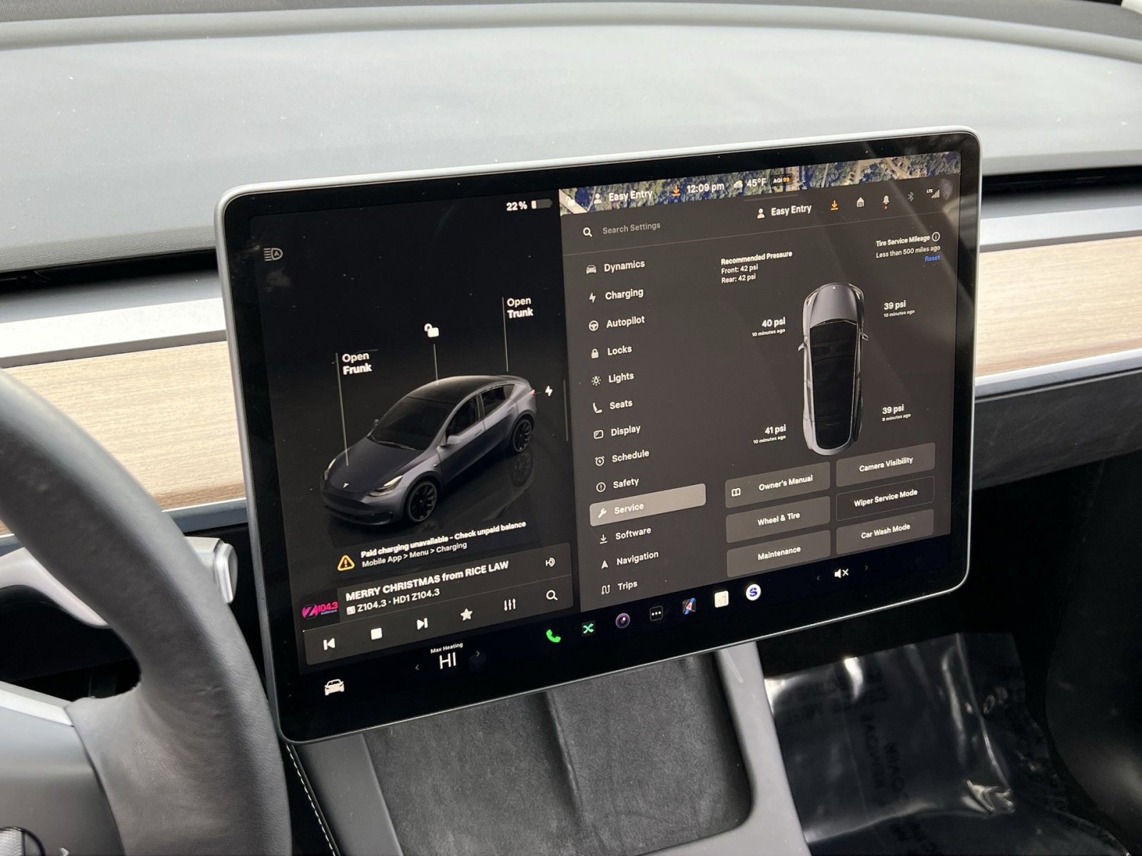 Used 2022 Tesla Model Y Long Range image 31