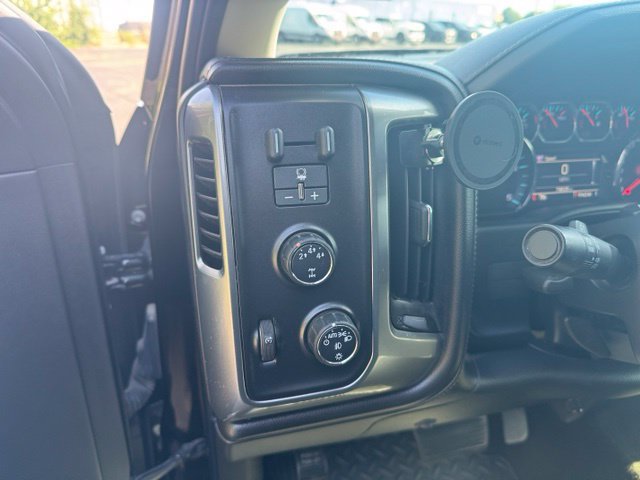 Used 2015 Chevrolet Silverado 3500 LTZ w/ Duramax Plus Package AWD/4WD image 8