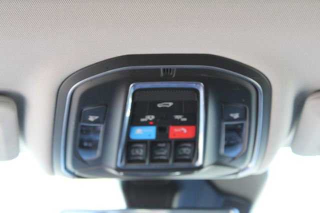 Used 2022 Jeep Grand Cherokee Limited 4xe w/ Luxury Tech Group II image 18