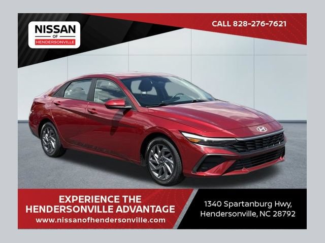 Used 2024 Hyundai Elantra SEL FWD image 1