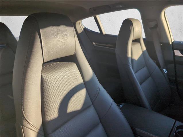 Used 2016 Porsche Panamera 4 Edition image 25