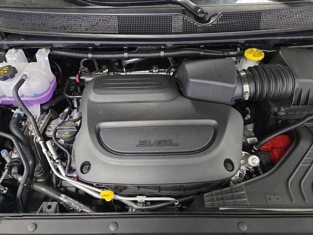 New 2026 Chrysler Pacifica Limited w/ S Appearance Package FWD image 43