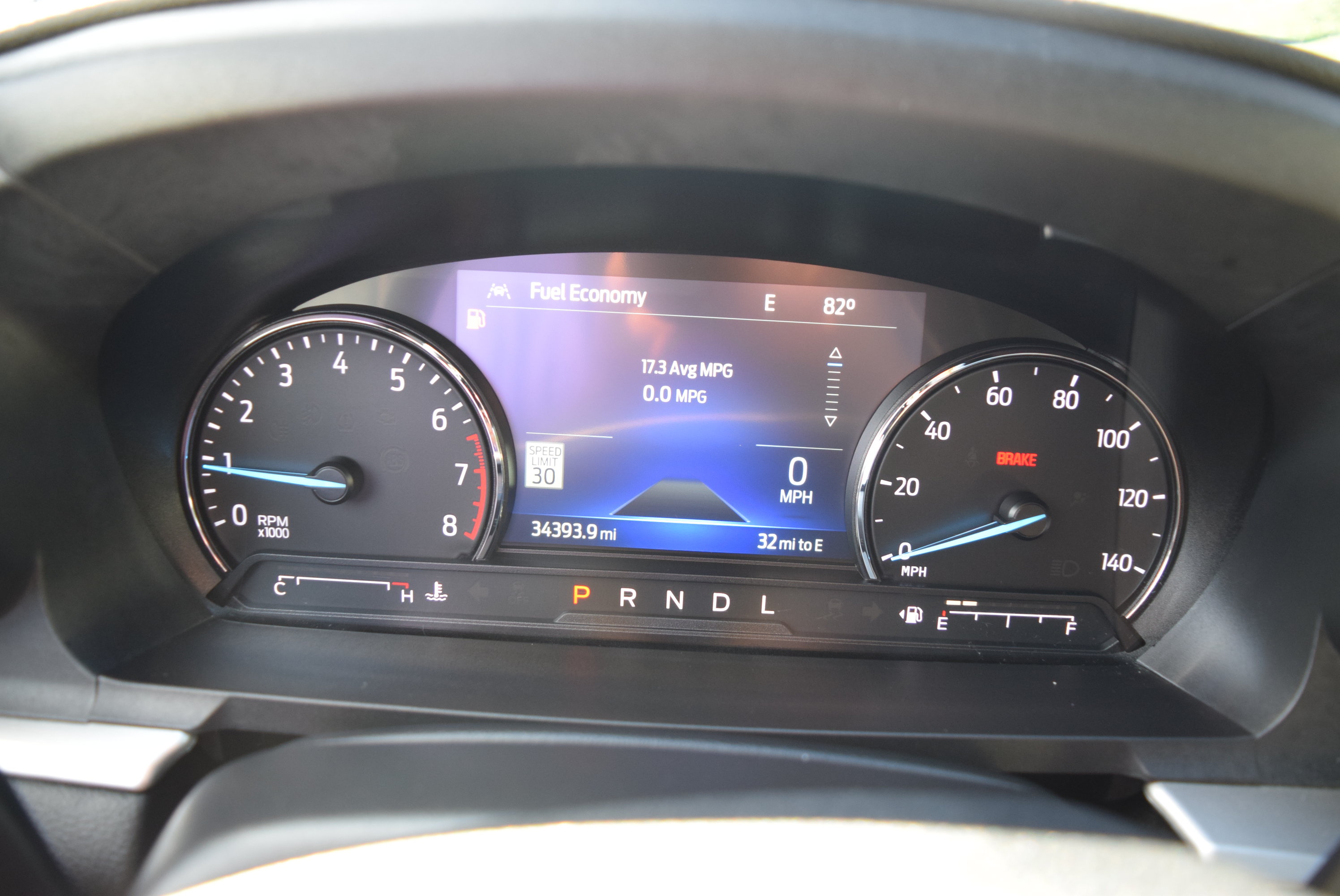 Used 2022 Ford Explorer XLT w/ Equipment Group 202A AWD/4WD image 14