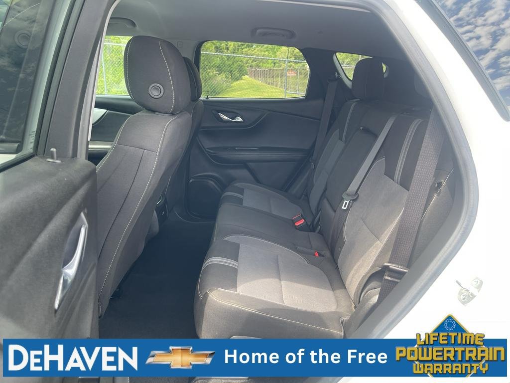 Used 2025 Chevrolet Blazer LT AWD/4WD image 24