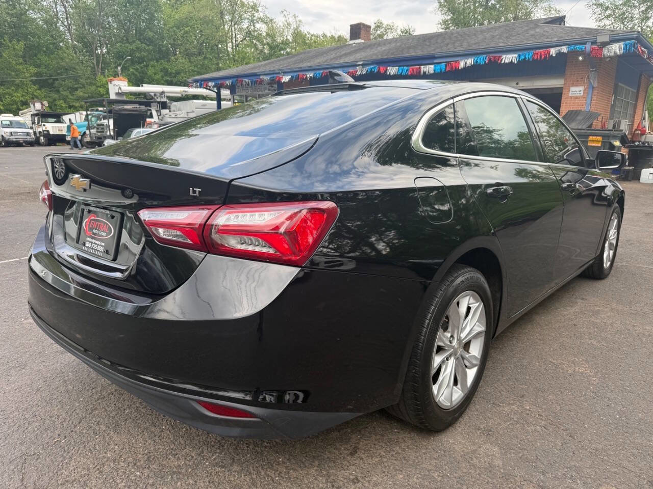 Used 2020 Chevrolet Malibu LT FWD image 5