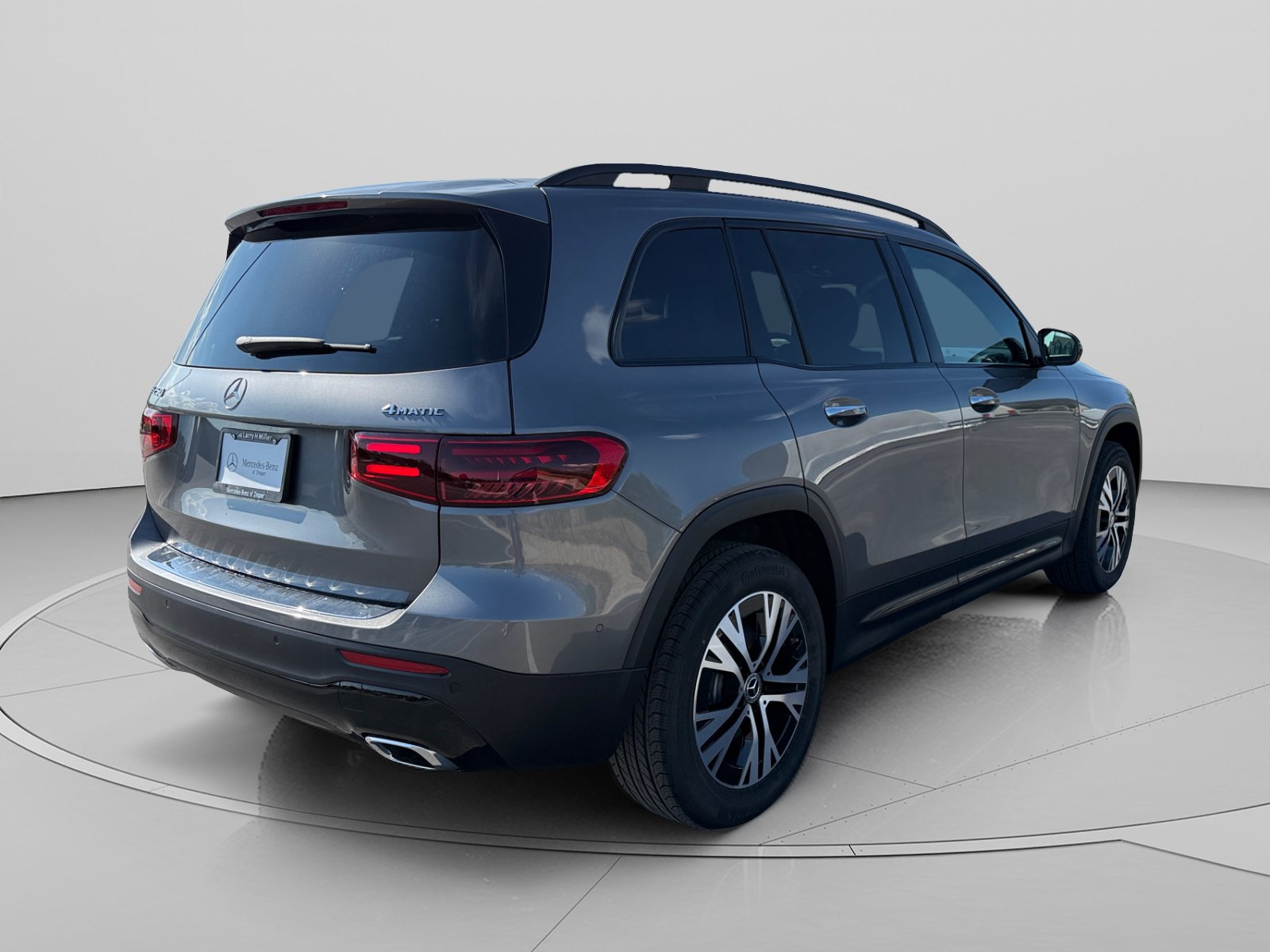 New 2026 Mercedes-Benz GLB 250 4MATIC image 5