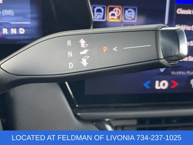 Certified 2024 Chevrolet Equinox EV RS FWD image 16