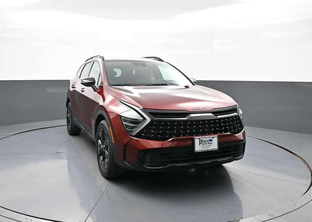 Certified 2025 Kia Sportage X-Line w/ Premium Package AWD/4WD image 3