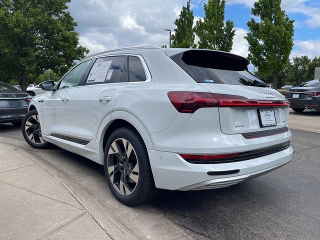 Used 2023 Audi e-tron Premium Plus AWD/4WD image 5