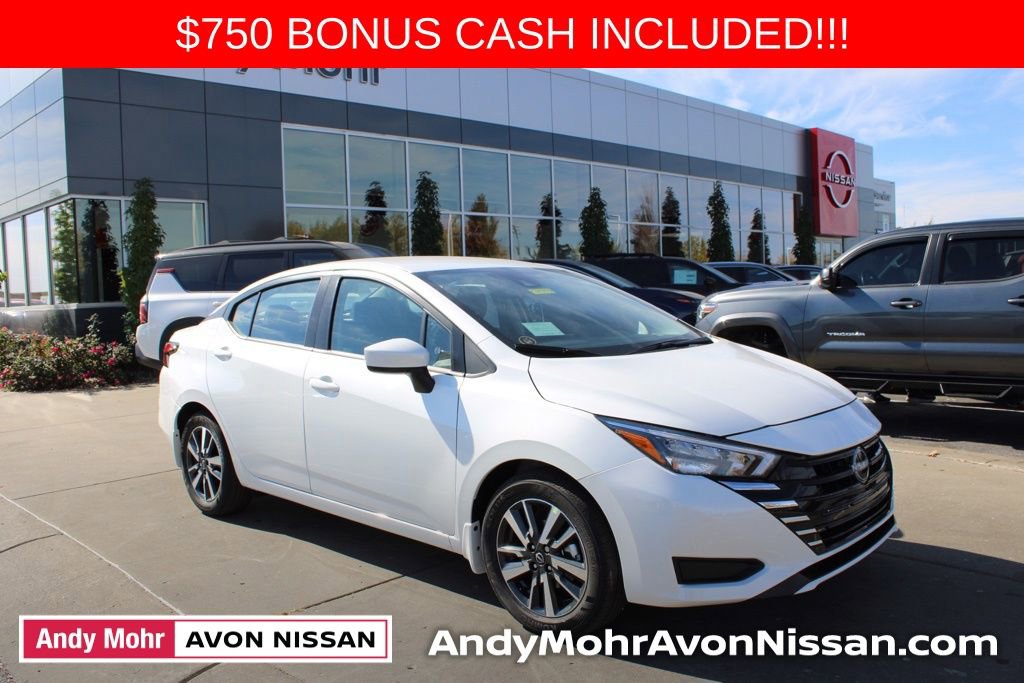 New 2025 Nissan Versa SV w/ Trunk Package