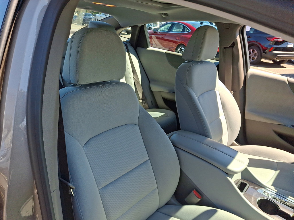 Used 2024 Chevrolet Malibu LT image 13