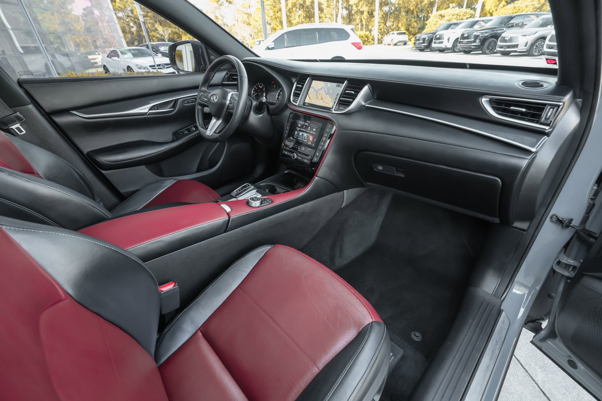 Used 2023 INFINITI QX50 Sport image 38