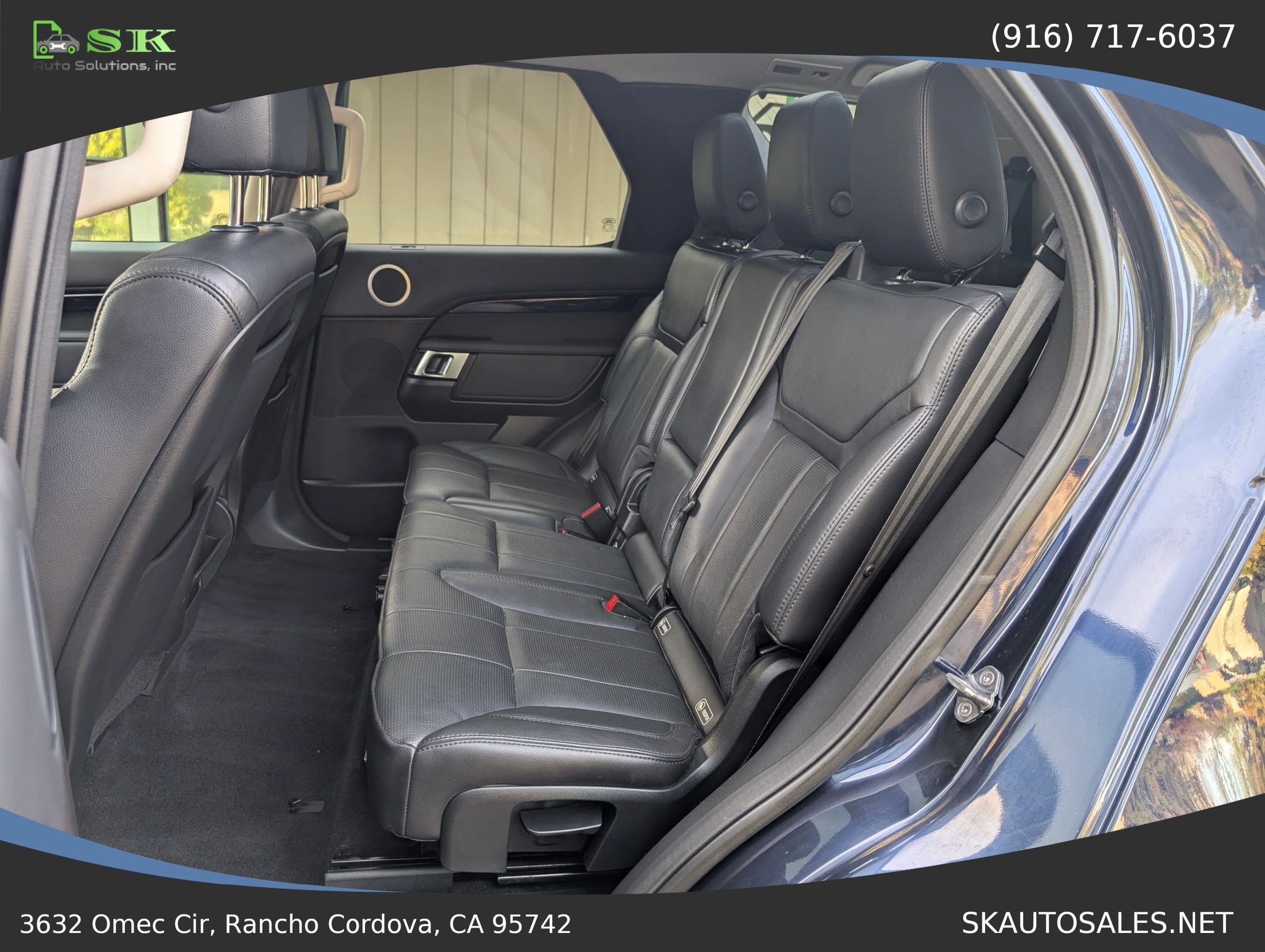 Used 2017 Land Rover Discovery SE AWD/4WD image 28