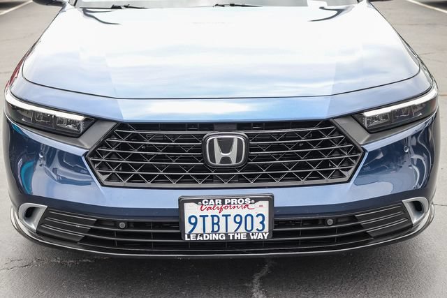 Used 2025 Honda Accord Touring image 11