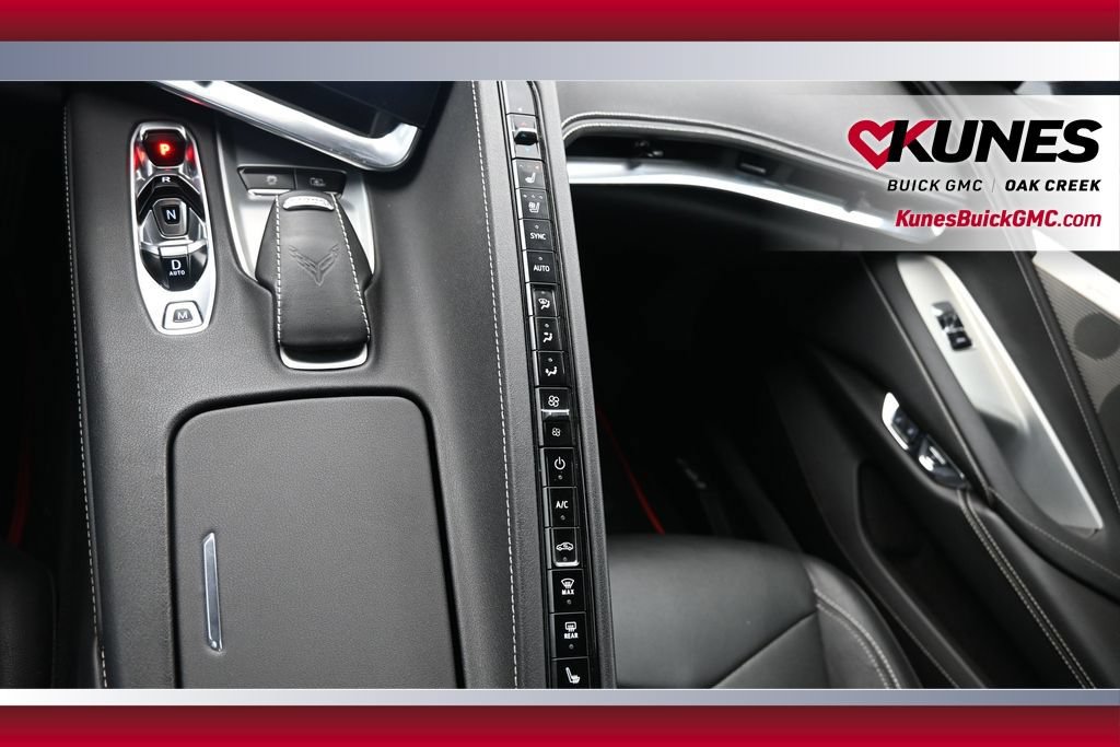 Used 2020 Chevrolet Corvette Stingray Preferred Conv w/ 2LT Preferred Equipment Group RWD image 33