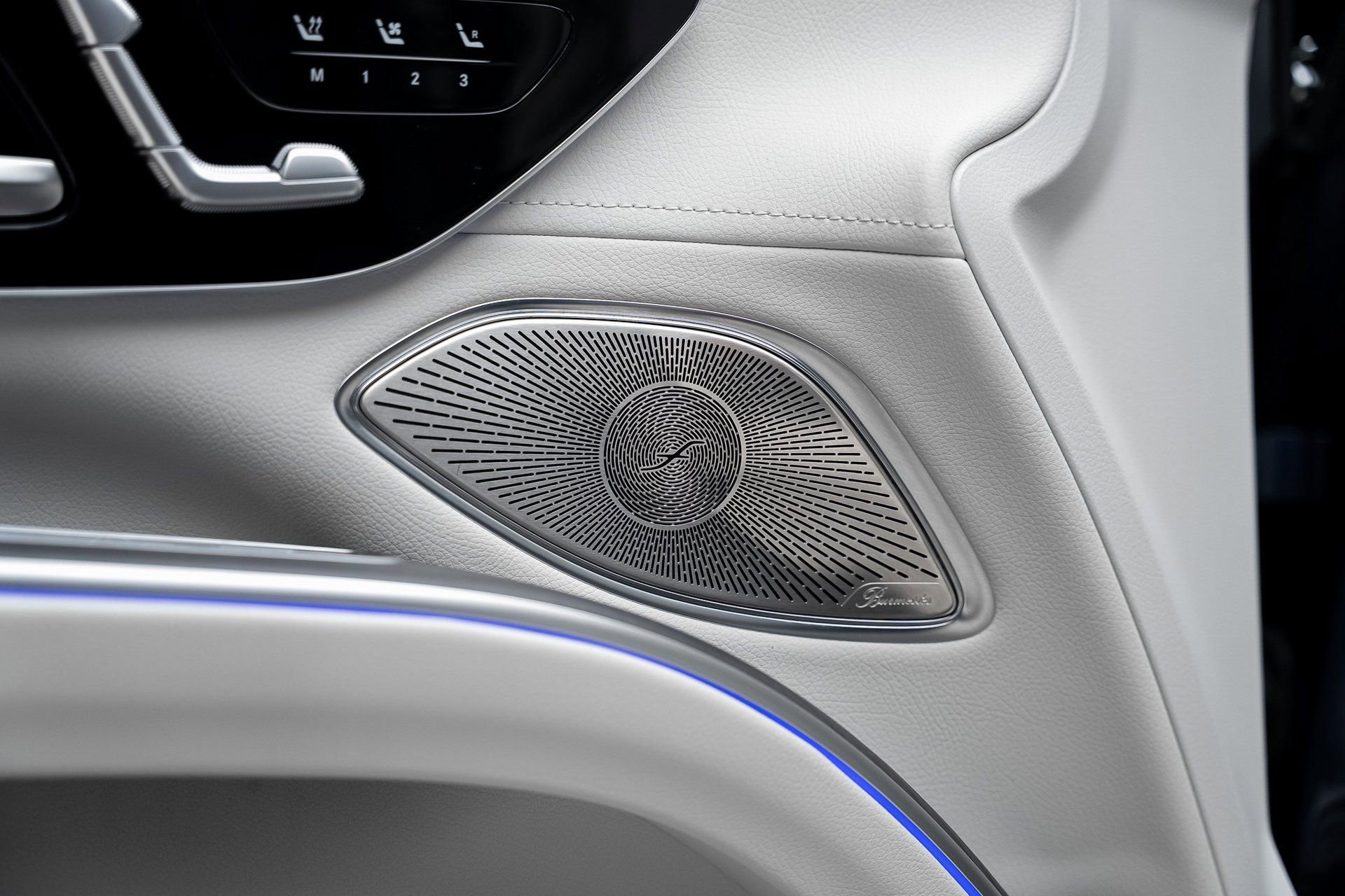 Used 2023 Mercedes-Benz EQS 450+ 4MATIC SUV w/ AMG Line Exterior Package image 52