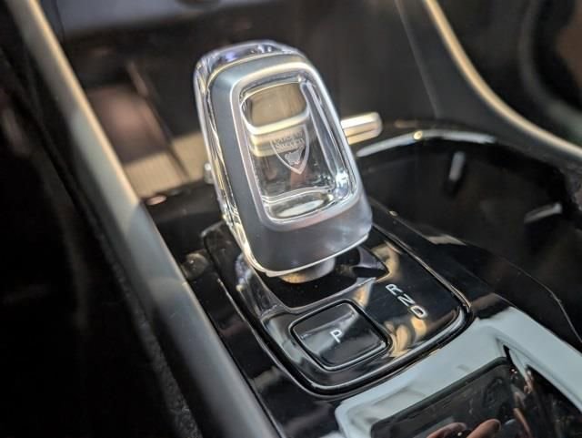 Used 2023 Volvo XC40 B5 Plus w/ Driver Assist Package image 24