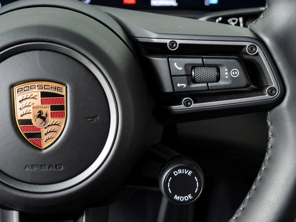 Certified 2025 Porsche Taycan AWD/4WD image 11