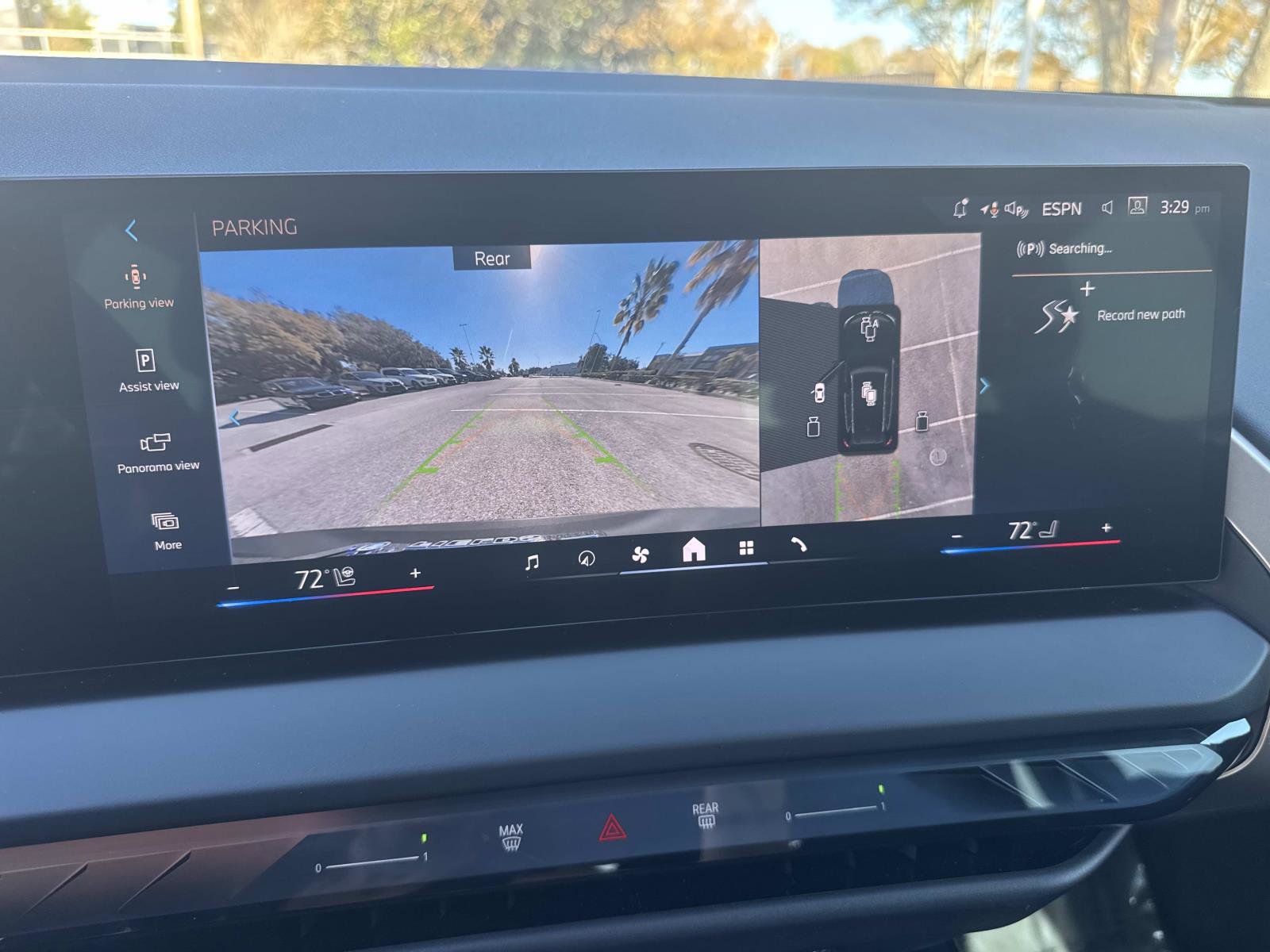 Used 2025 BMW X3 xDrive30i w/ Premium Package image 23