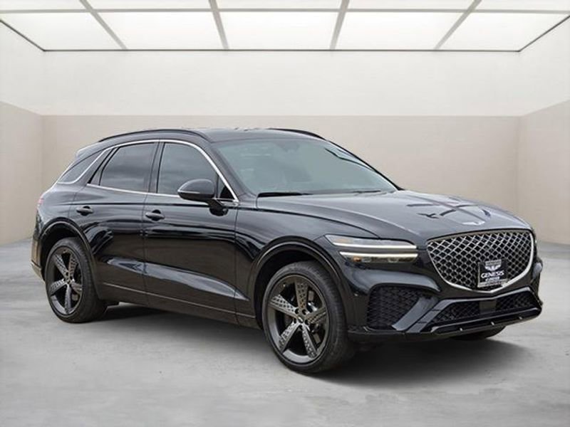 Used 2023 Genesis GV70 2.5T w/ Sport Prestige Package video 1