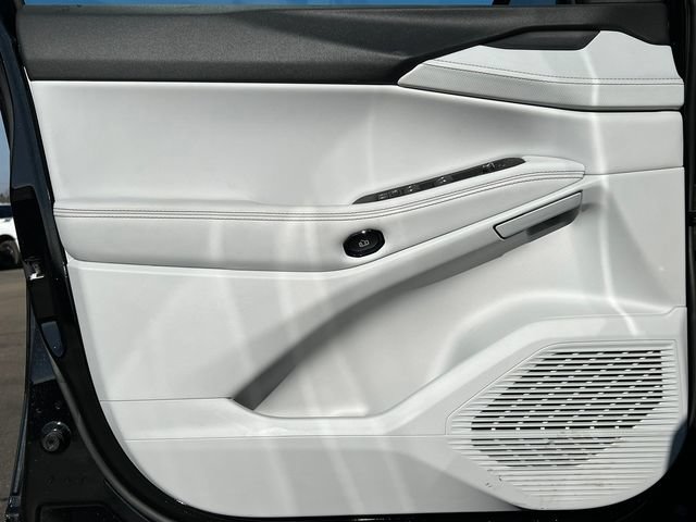 New 2026 Jeep Cherokee Limited AWD/4WD image 15