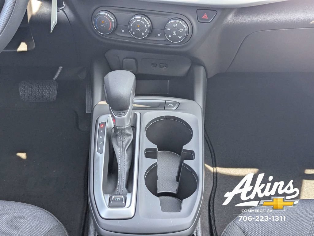New 2026 Chevrolet Trax LS w/ LS Convenience Package FWD image 18