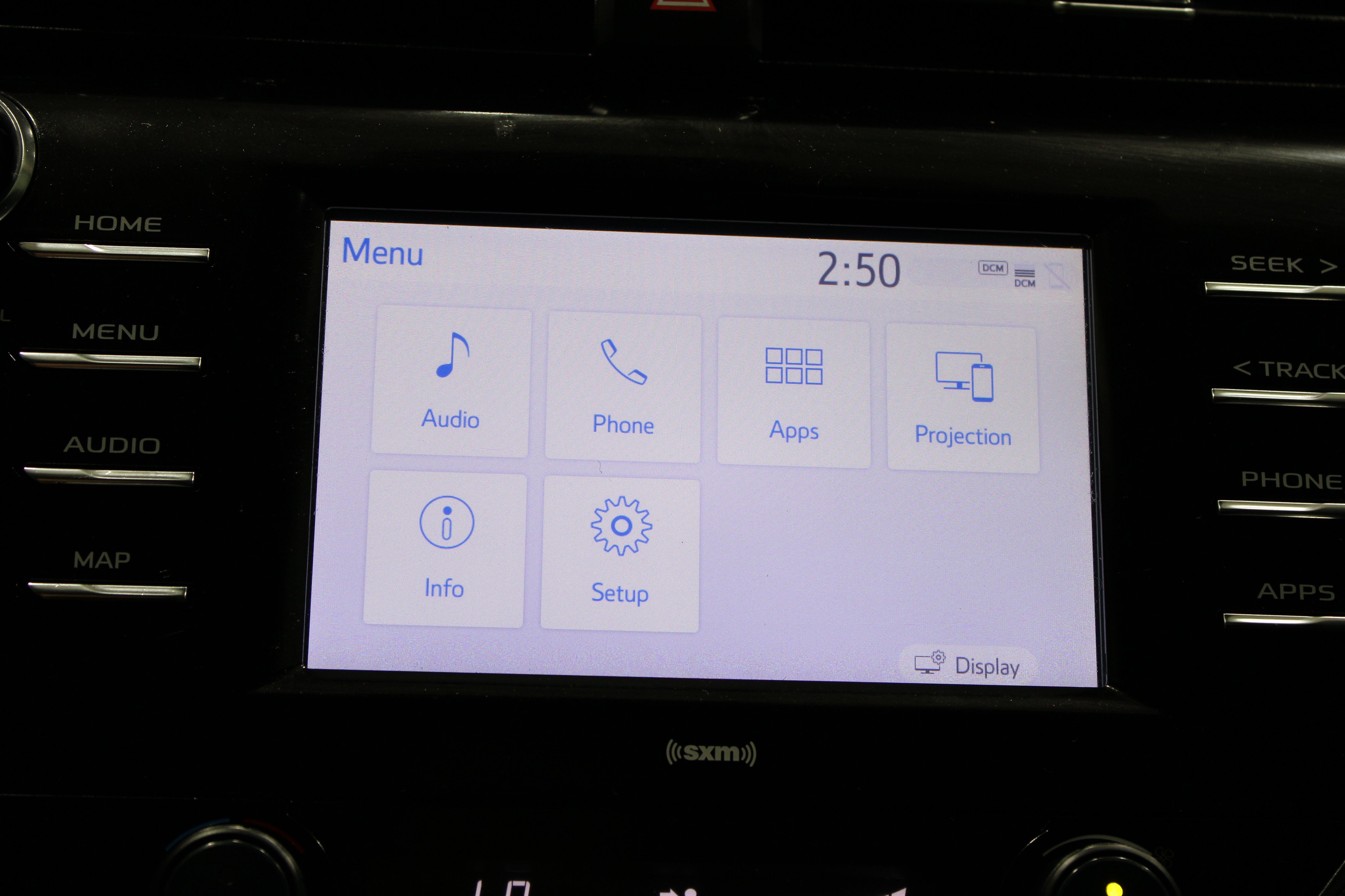 Used 2020 Toyota Camry SE w/ Protection Package (Q2) FWD image 14