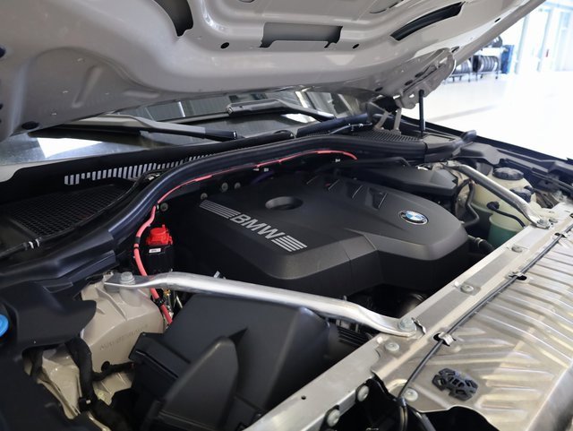 Used 2025 BMW X3 xDrive30i w/ Premium Package image 40