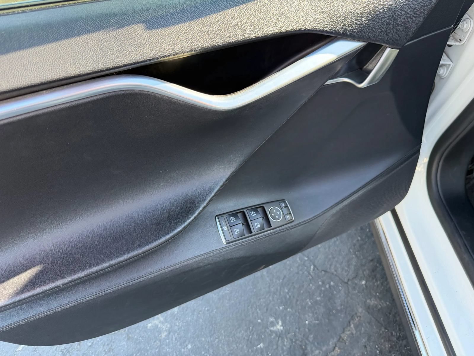 Used 2013 Tesla Model S RWD image 10