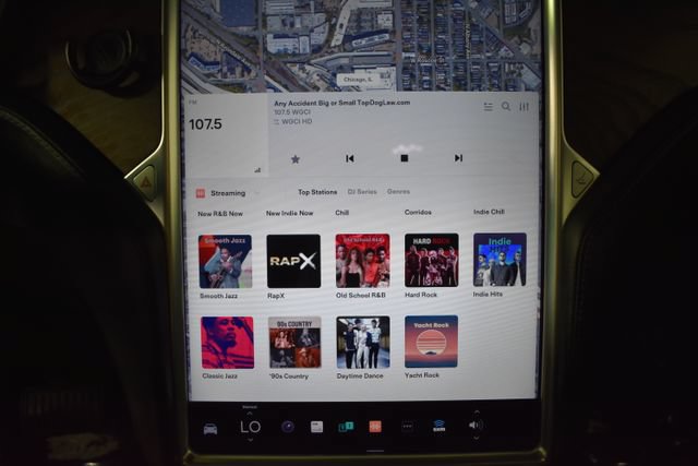 Used 2016 Tesla Model X 90D AWD/4WD image 25