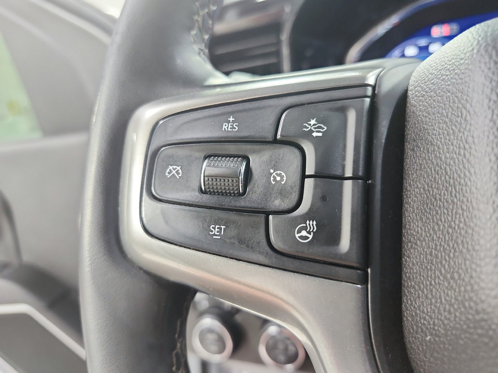 Used 2025 Chevrolet Silverado 2500 LT AWD/4WD image 23