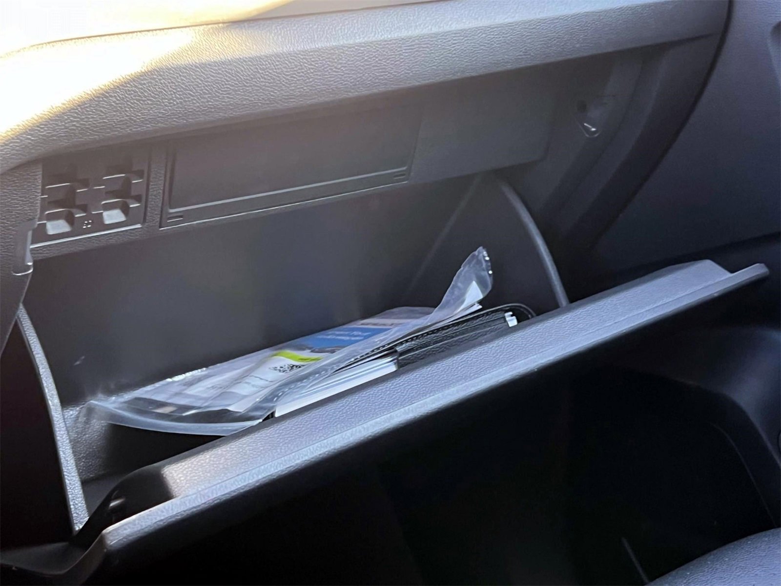 Used 2023 Volkswagen Atlas Cross Sport SE image 41