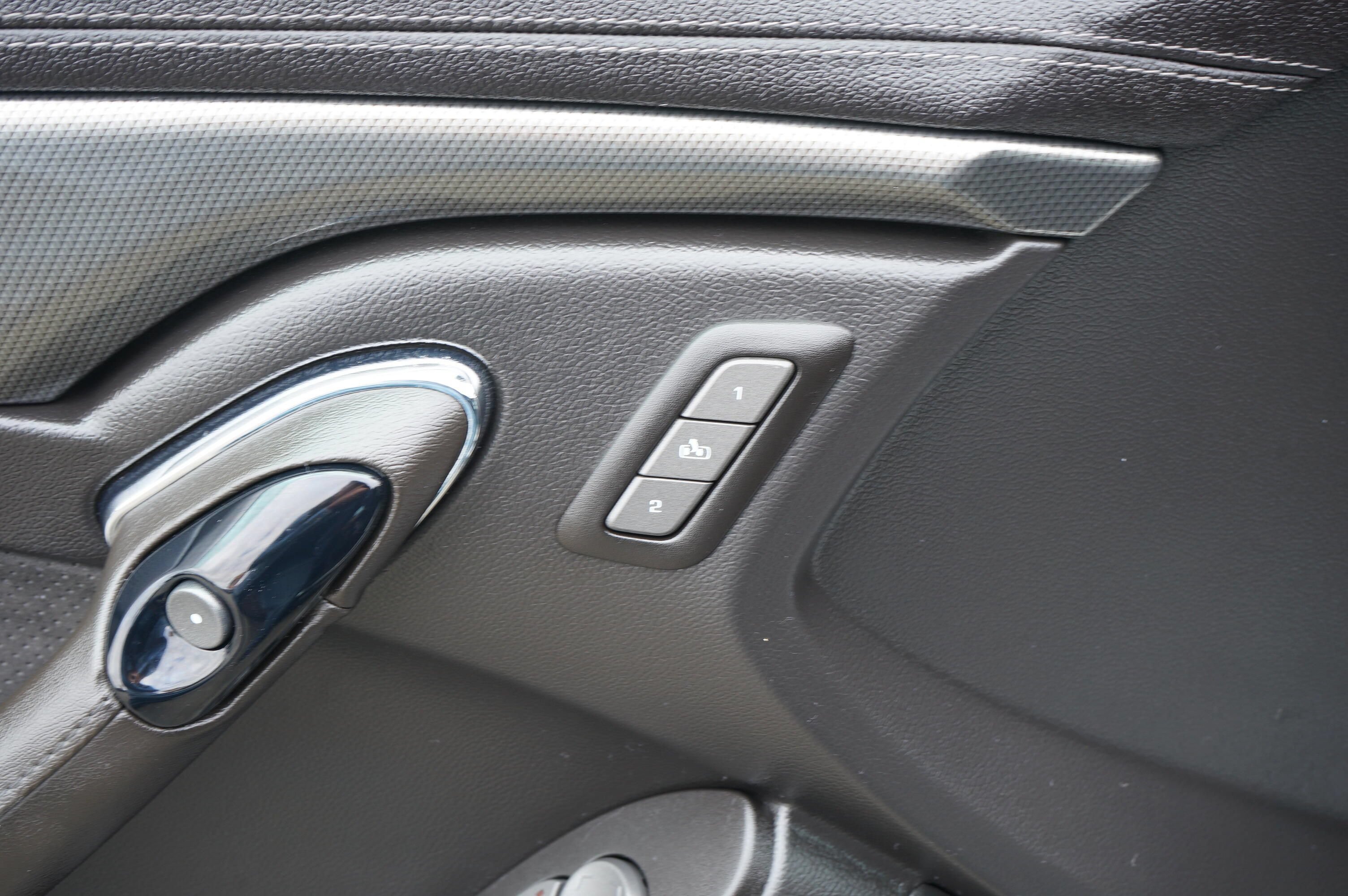 Used 2011 Cadillac CTS V RWD image 12