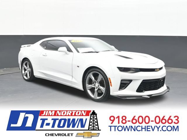 Used 2017 Chevrolet Camaro SS RWD image 1