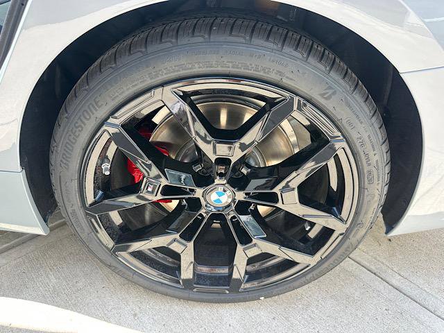 New 2026 BMW 330i xDrive Sedan w/ M Sport Package AWD/4WD image 8