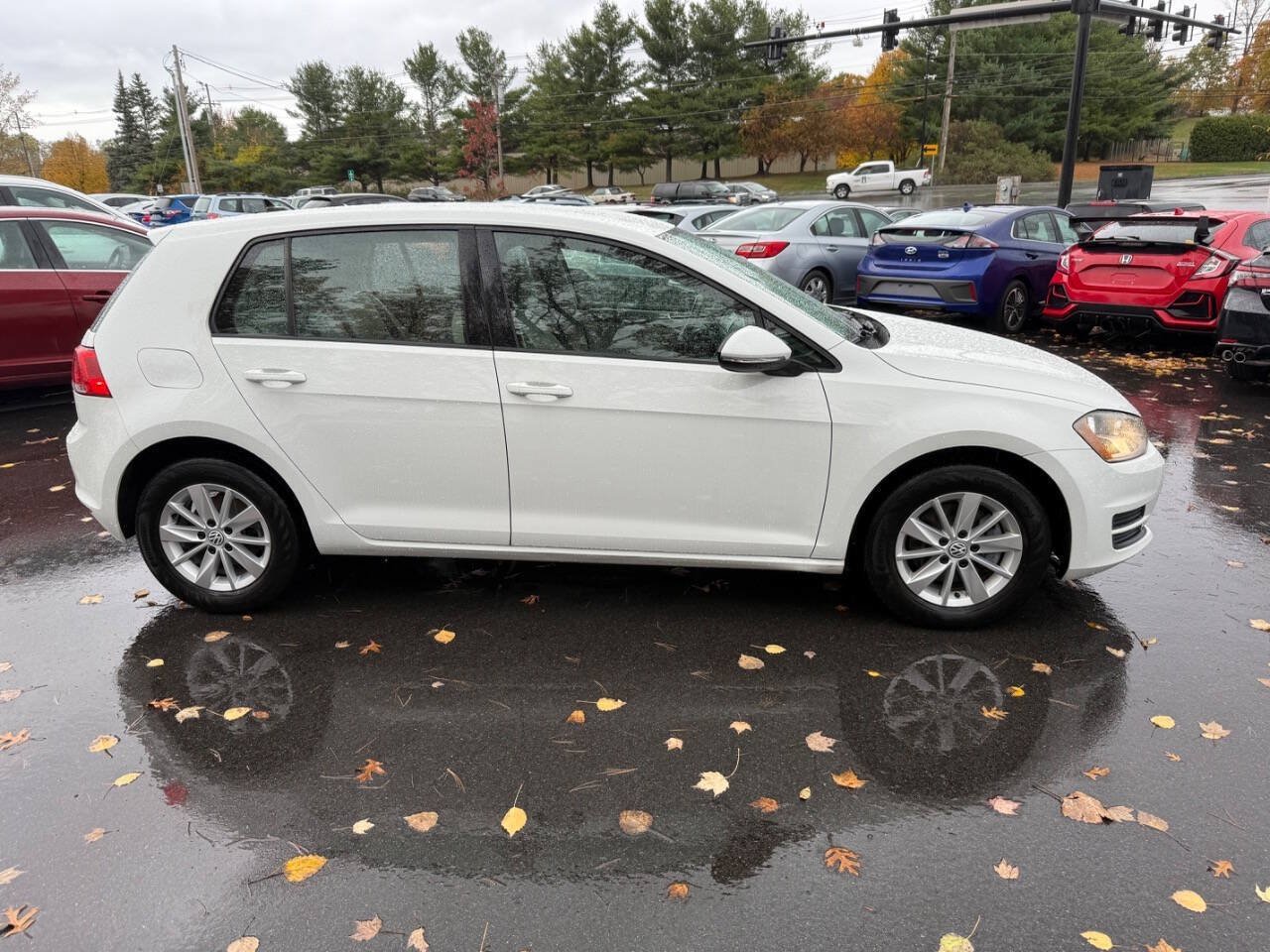 Used 2015 Volkswagen Golf S FWD image 3