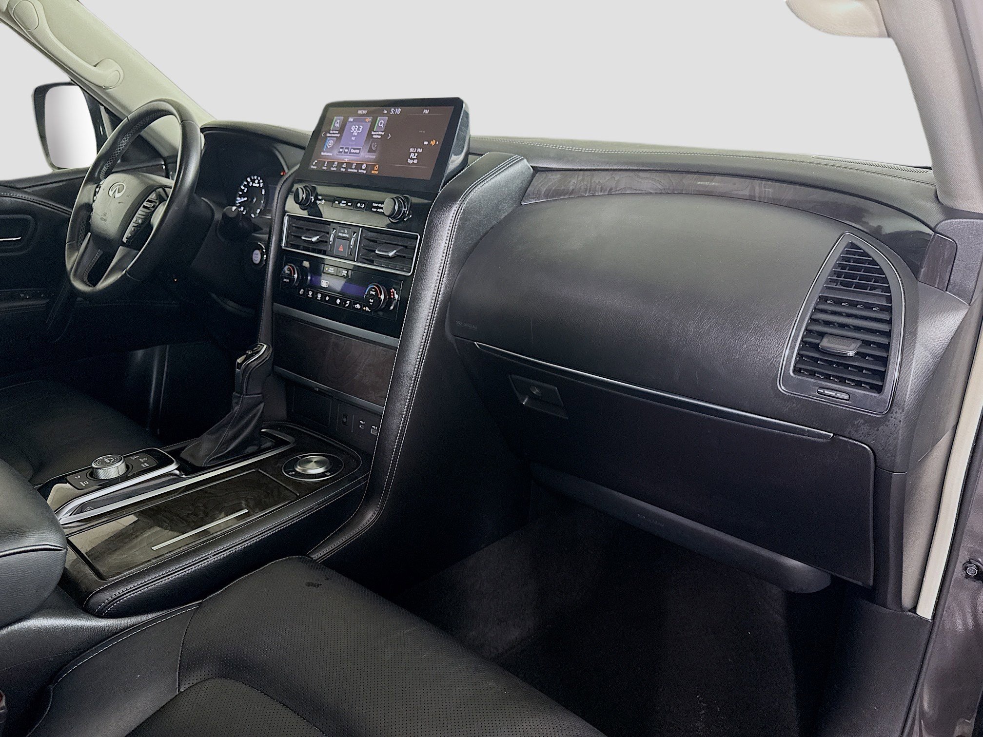 Used 2024 INFINITI QX80 Luxe image 30