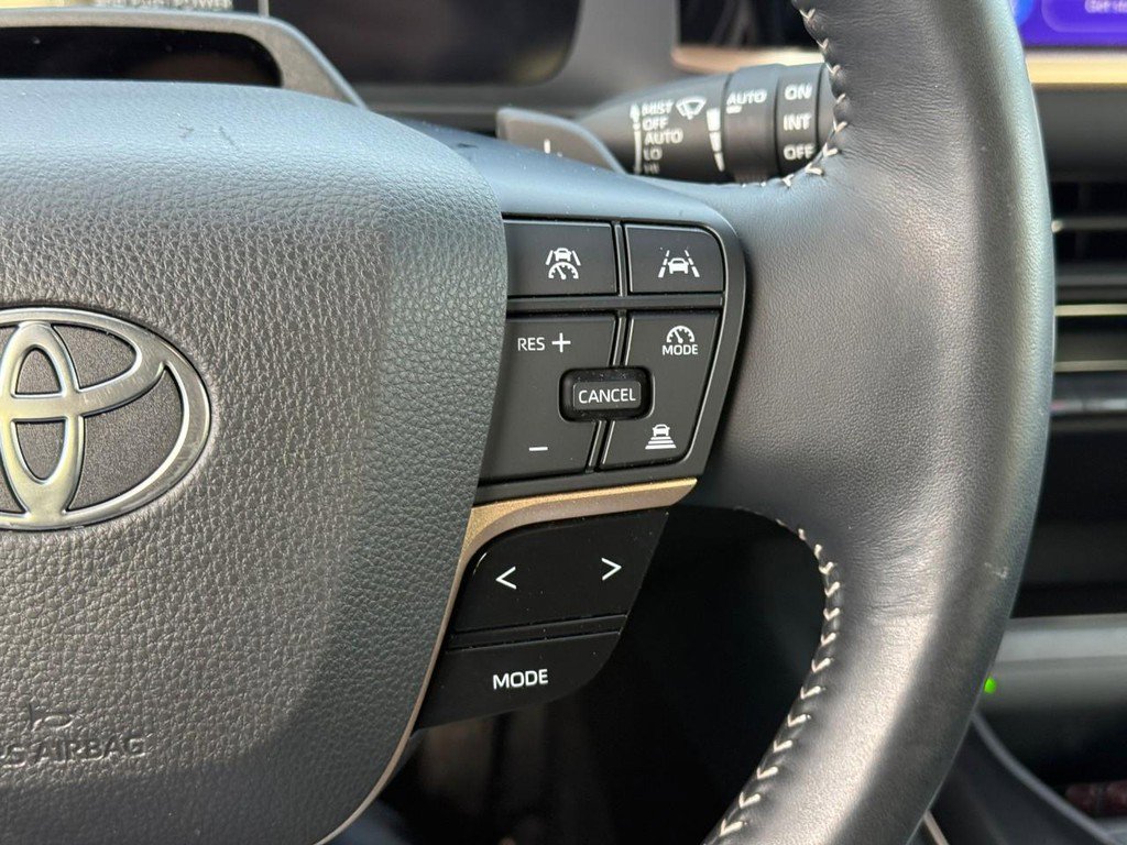 Certified 2025 Toyota Crown Signia w/ Advanced Technology Package image 23