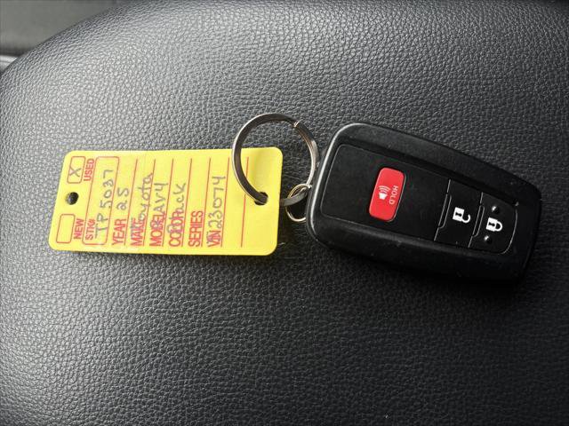 Certified 2025 Toyota RAV4 XLE AWD/4WD image 28