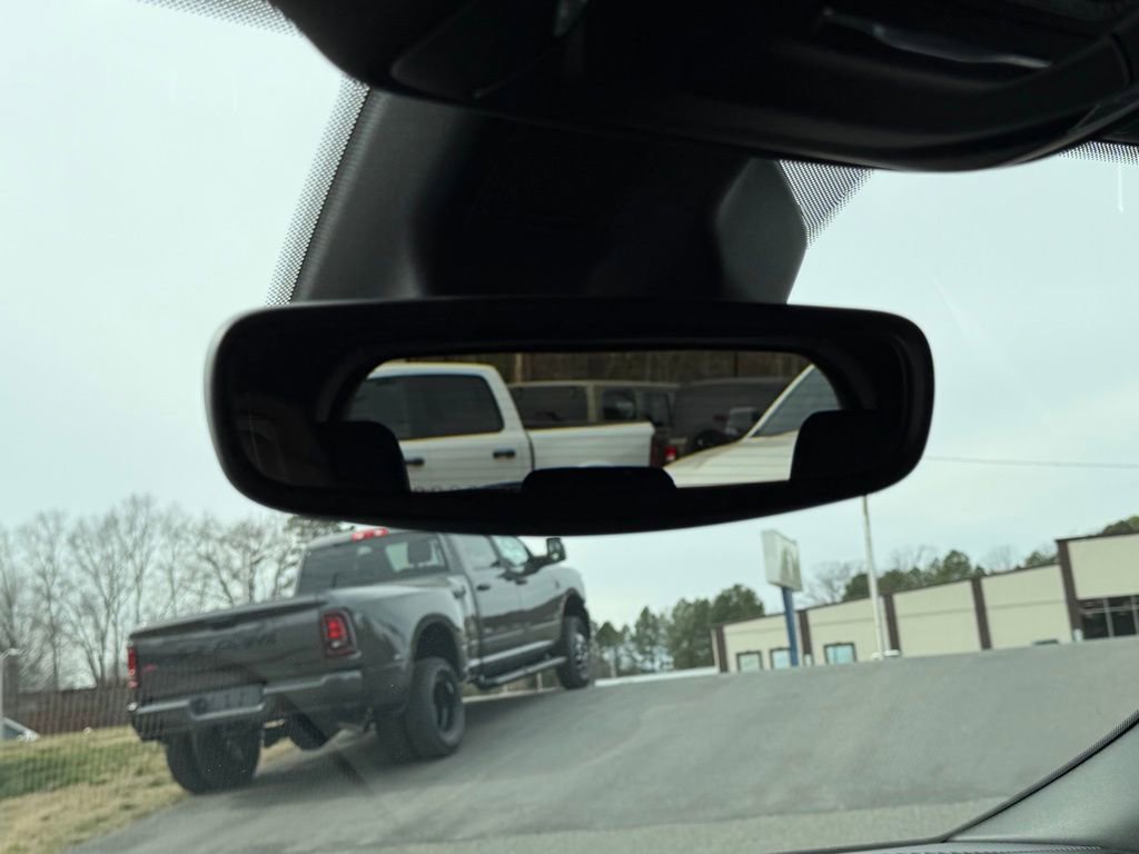 Used 2024 Jeep Grand Cherokee Altitude image 27